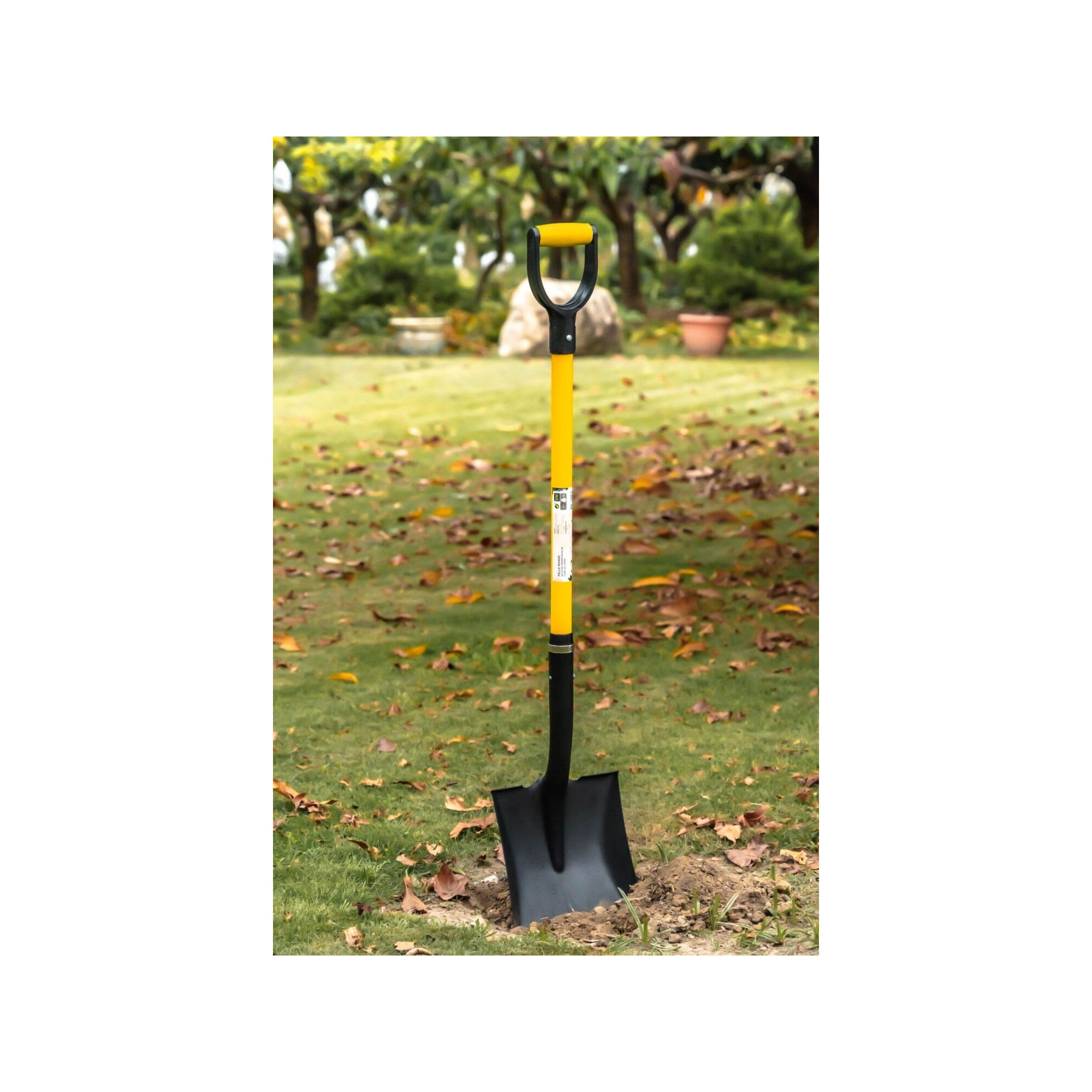 Pelle carrée pour jardin - Suan - Manche en fibre de verre - Dimensions : 114 x 18 x 19cm