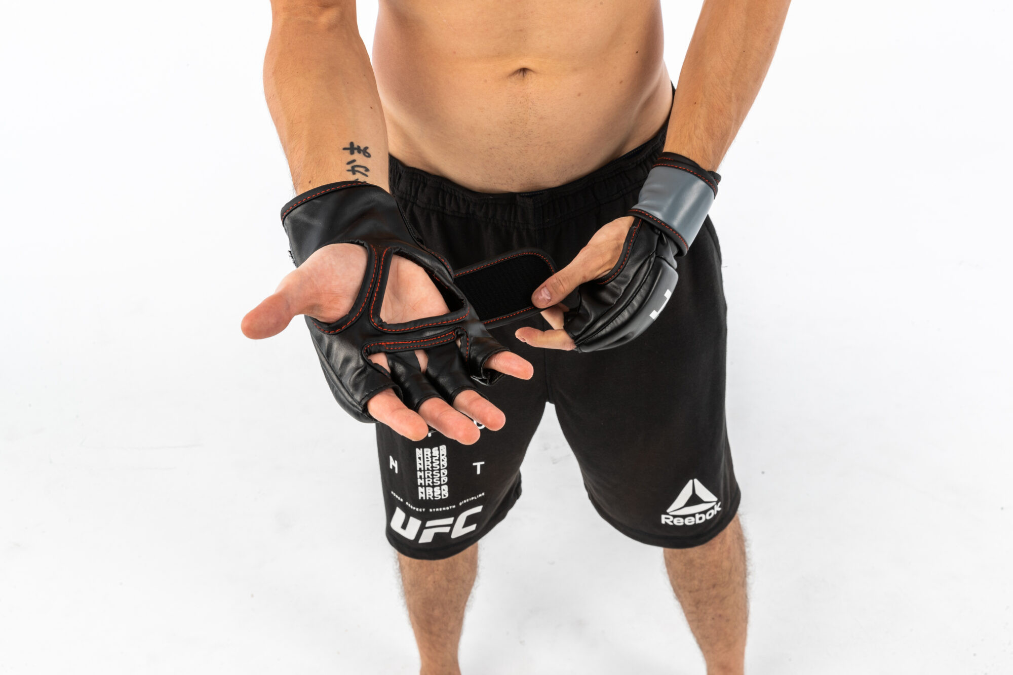 Gants MMA UFC 5 oz Noir