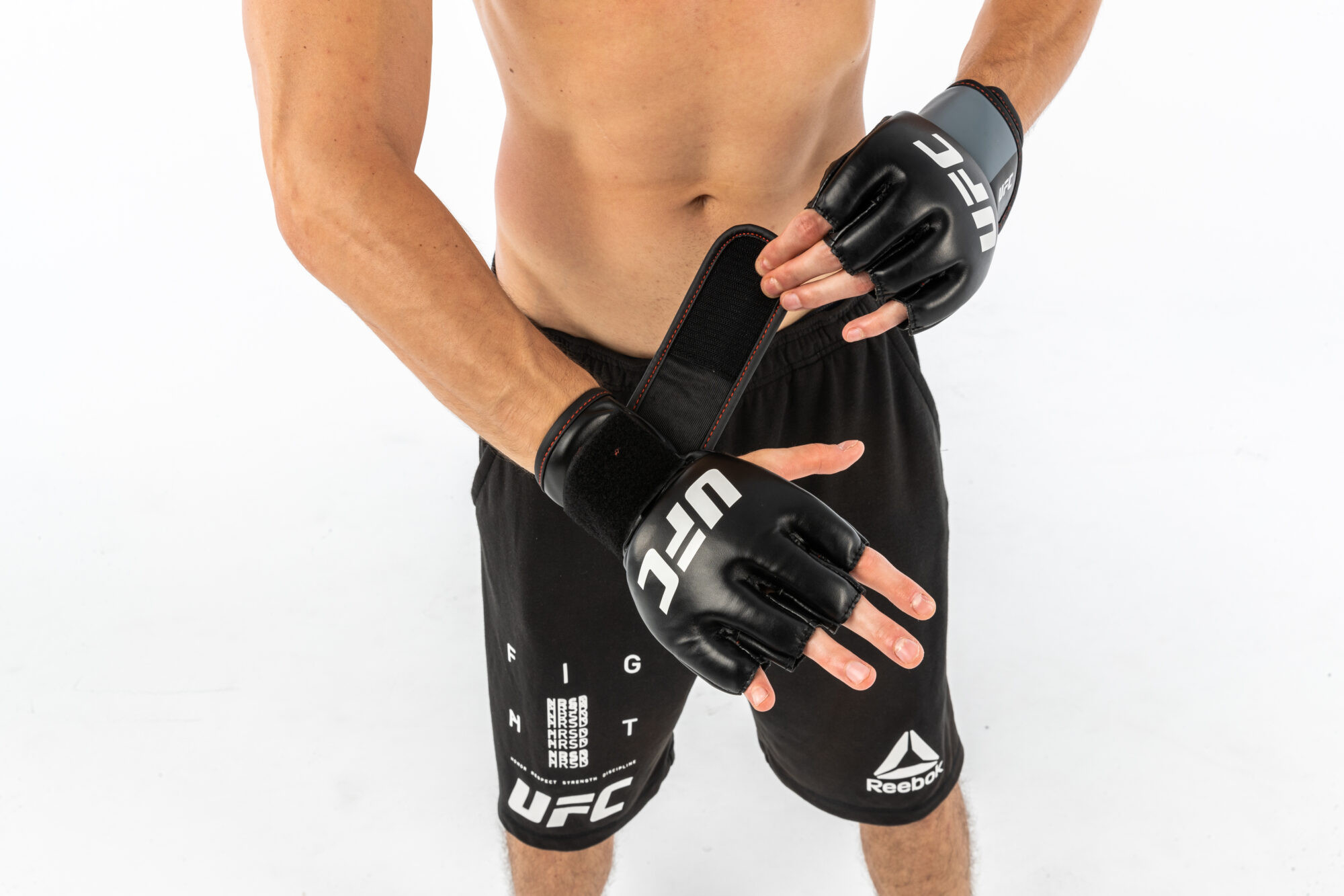 Gants MMA UFC 5 oz Noir