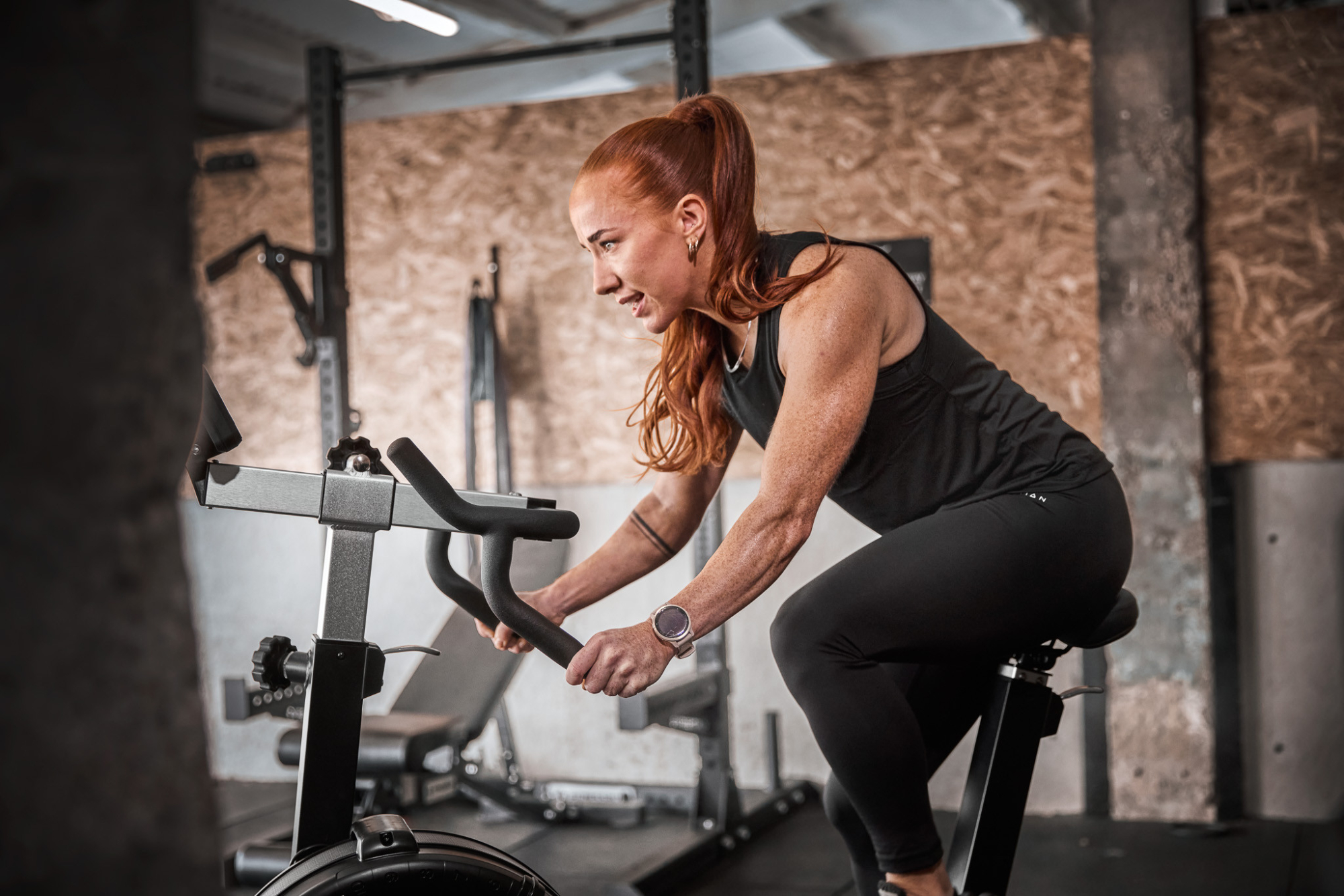 Vélo de fitness à Air - Half Human - Modèle AIR BIKE - Maison/Appartement - Écran LCD 7 programmes