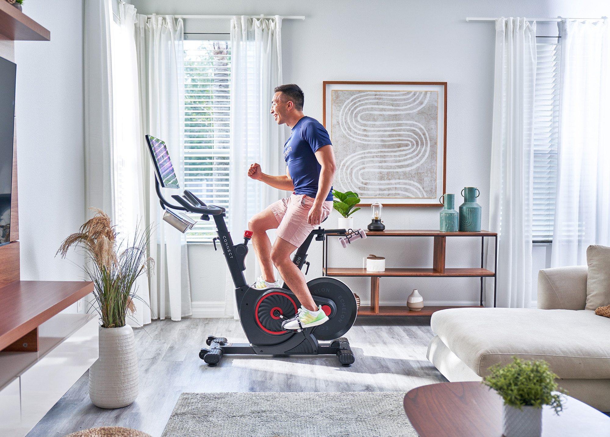 Vélo de Biking connecté - Modèle EX5S - ECHELON - Maison/Appartement - Écran pivotant HD